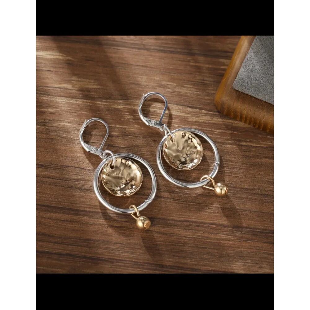 Vintage Minimalist Circular Earrings with Hollow Design - Everyday Wear Gift